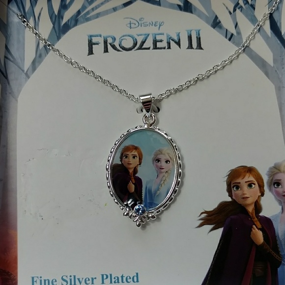 Frozen 2 Necklace - NWT - Picture 2 of 2